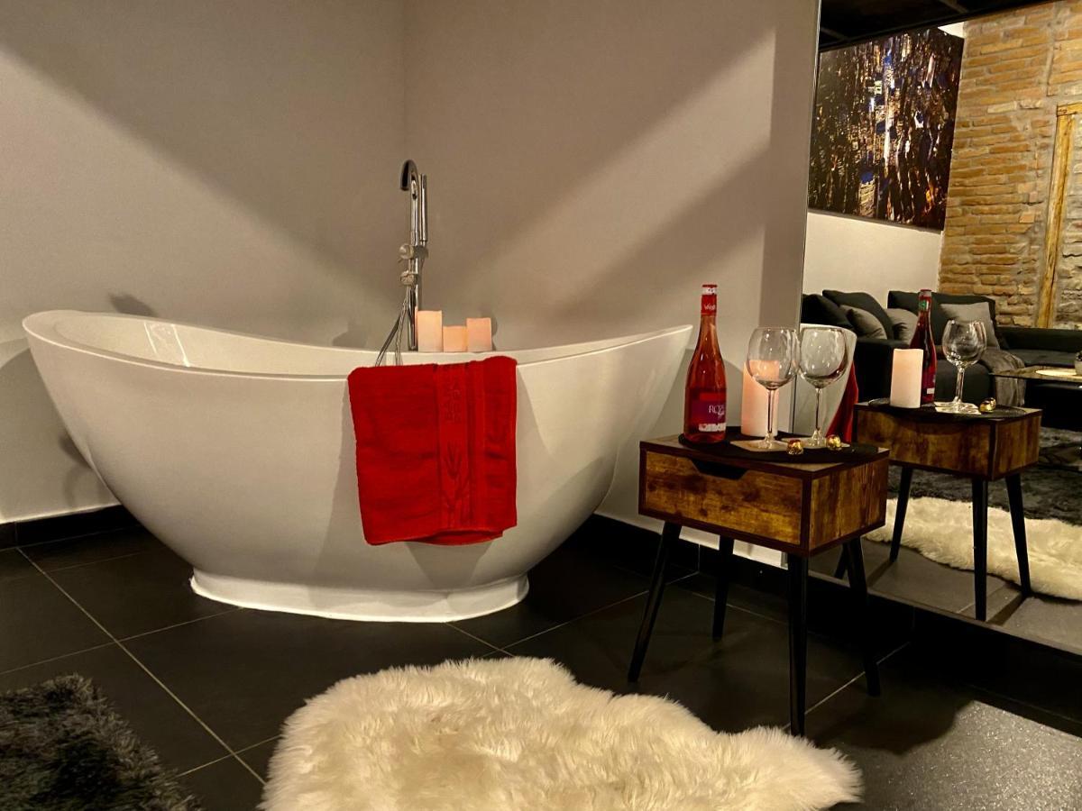 Kiraly Street , Stylish Apartment Будапеща Екстериор снимка