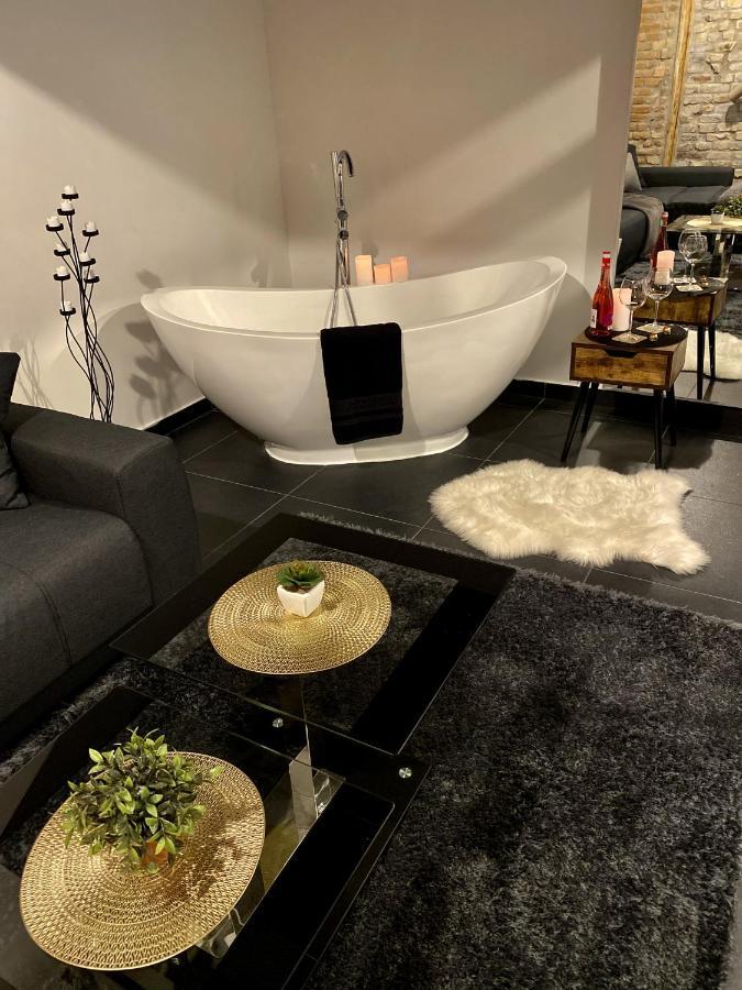 Kiraly Street , Stylish Apartment Будапеща Екстериор снимка